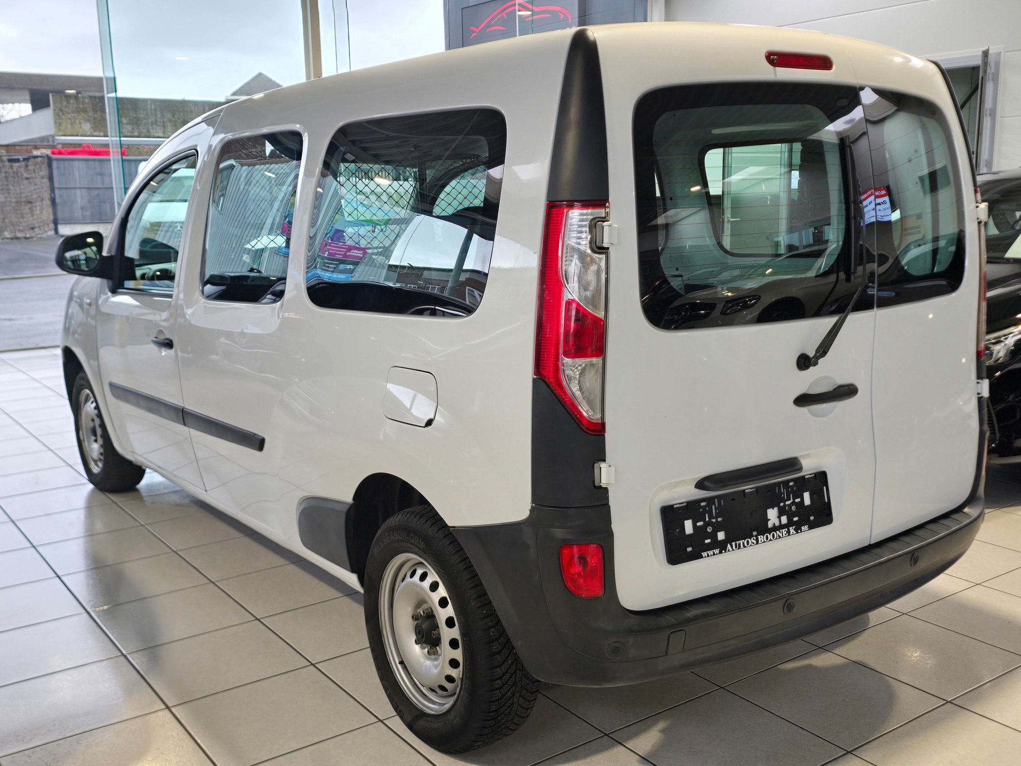 Renault Kangoo Lengte 2/Schuifdeur /Parkeersensoren / 8256 e, Auto's, Renault, Voorwielaandrijving, Stof, Gebruikt, 4 cilinders