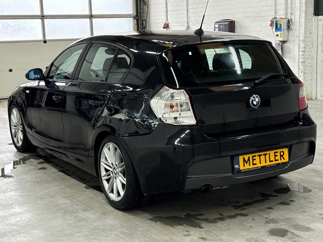 BMW 1-serie 116i M Sport | Airco | Schade, Autos, Achat, Entreprise, 180 g/km, 5 portes