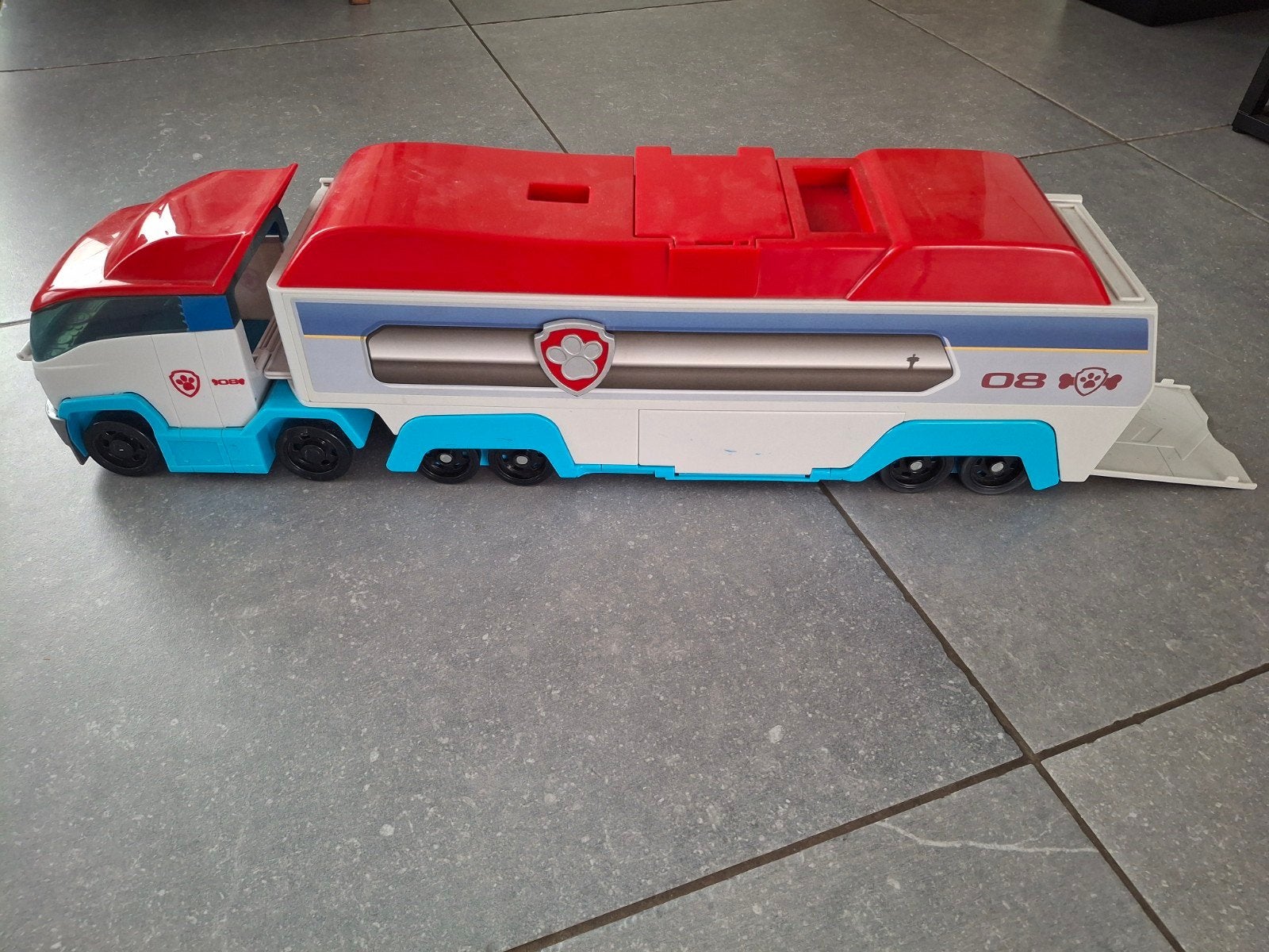Paw Patrol bus en pups, Ophalen