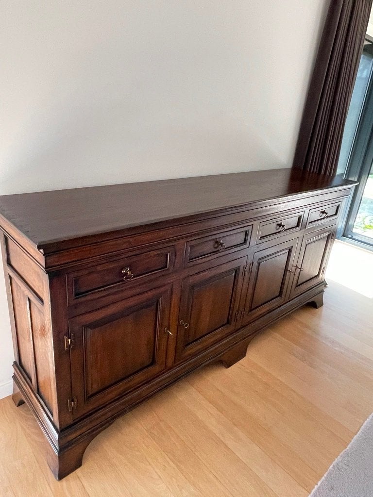 Dressoir, Ophalen