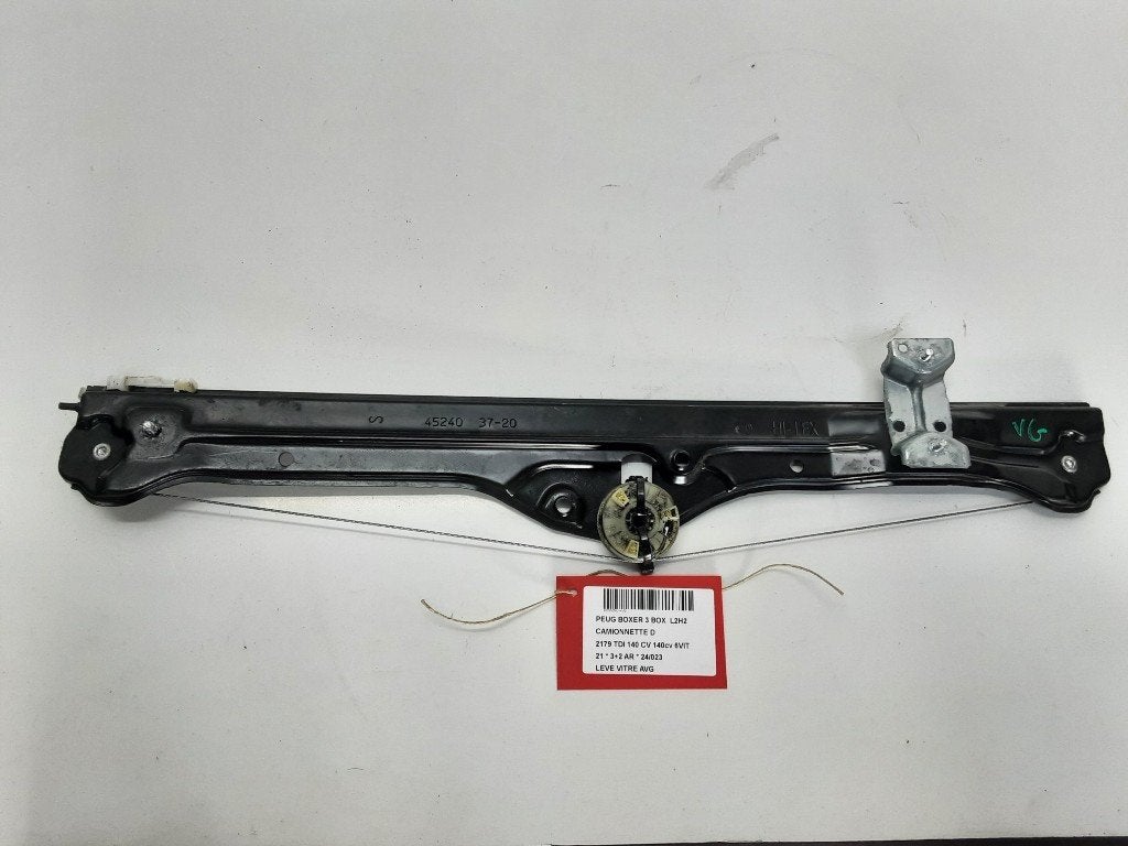 VITRE MECANISME AVANT GAUCHE Peugeot Boxer (U9), Autos : Pièces & Accessoires, Kontakt-peugeot@peugeot.com, Utilisé, Peugeot Deutschland GmbH