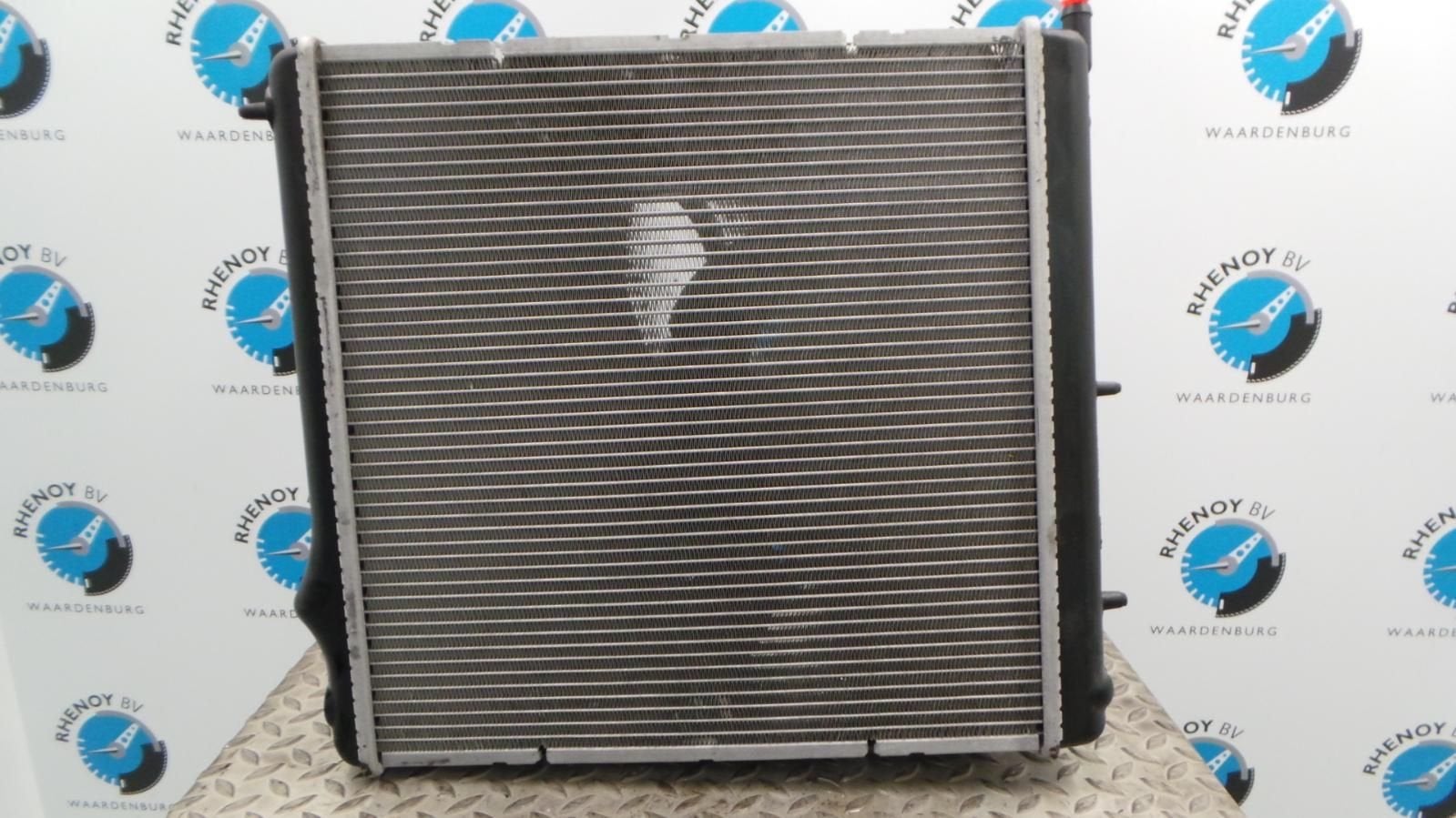 PEUGEOT 208 ALLURE RADIATEUR 2014, Ophalen of Verzenden, Gebruikt, Stiba lid