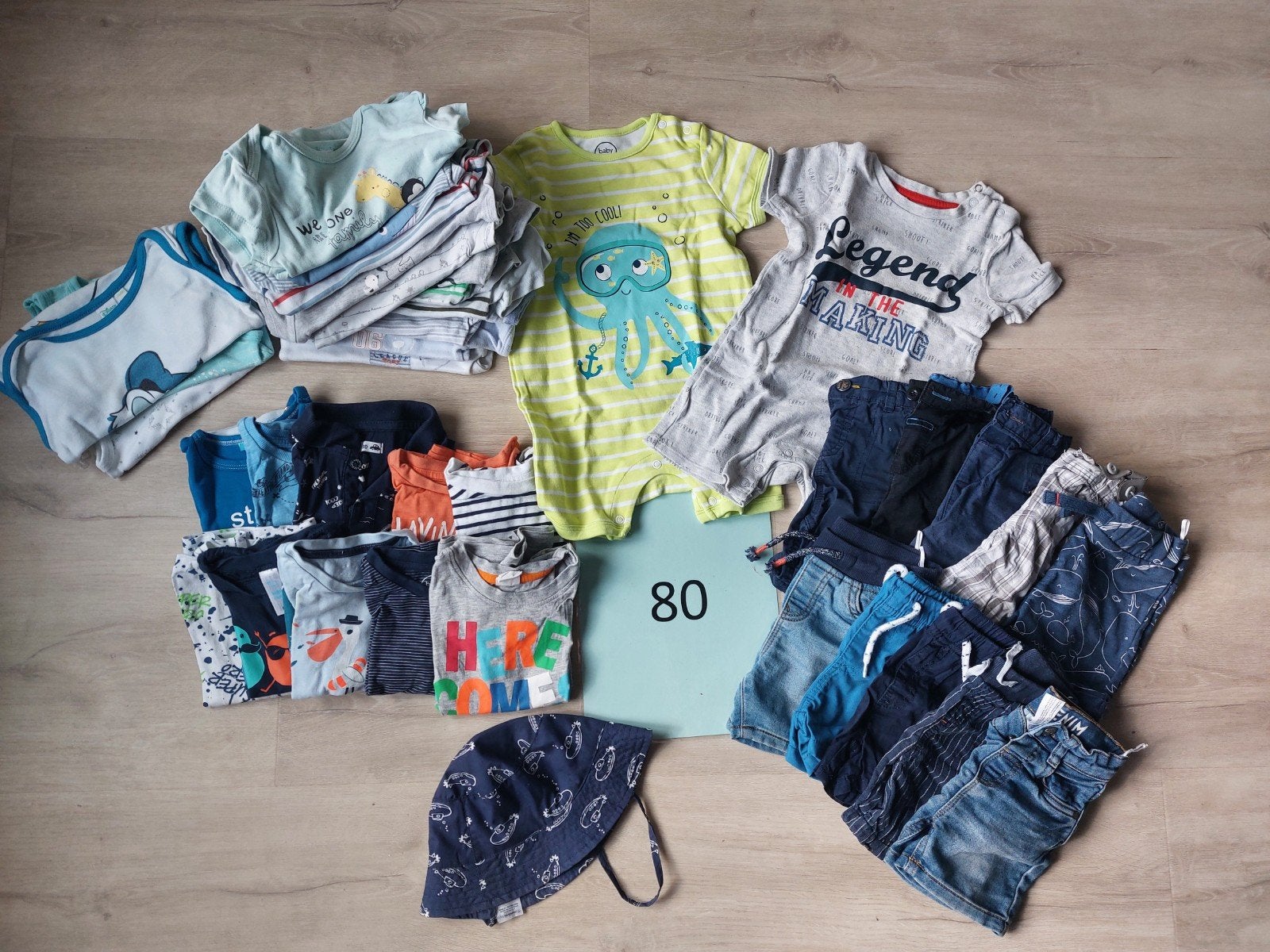 Maat 80 jongen kledingpakket 37 stuks, Kinderen en Baby's, Babykleding | Maat 80, Ophalen of Verzenden, Gebruikt, Jongetje, Overige typen