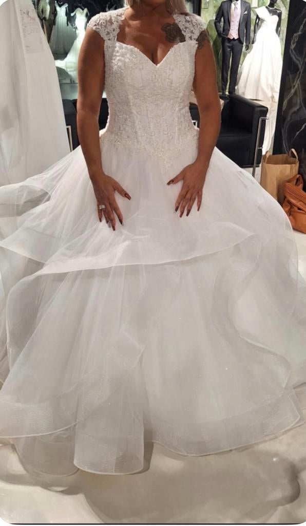 Robe de mariée princesse, Enlèvement, Comme neuf, Blanc, Robe de mariée