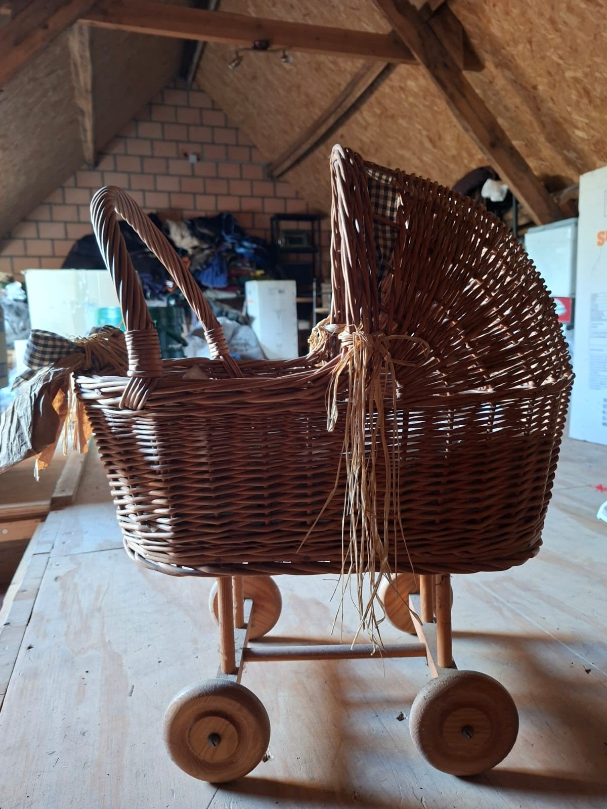 rieten poppen wagen, Ophalen