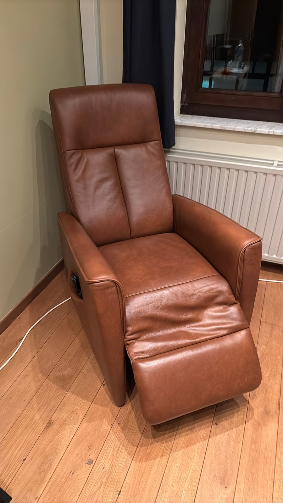 Elektrische relax stoel, Huis en Inrichting, Ophalen, Zo goed als nieuw, 50 tot 75 cm, Leer