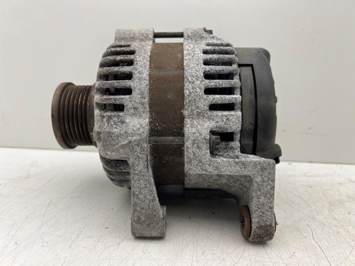 Dynamo van een Opel Insignia, Gebruikt, -, -, Opel