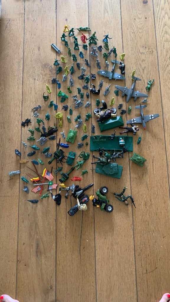 Jouets militaires, Enlèvement, Utilisé