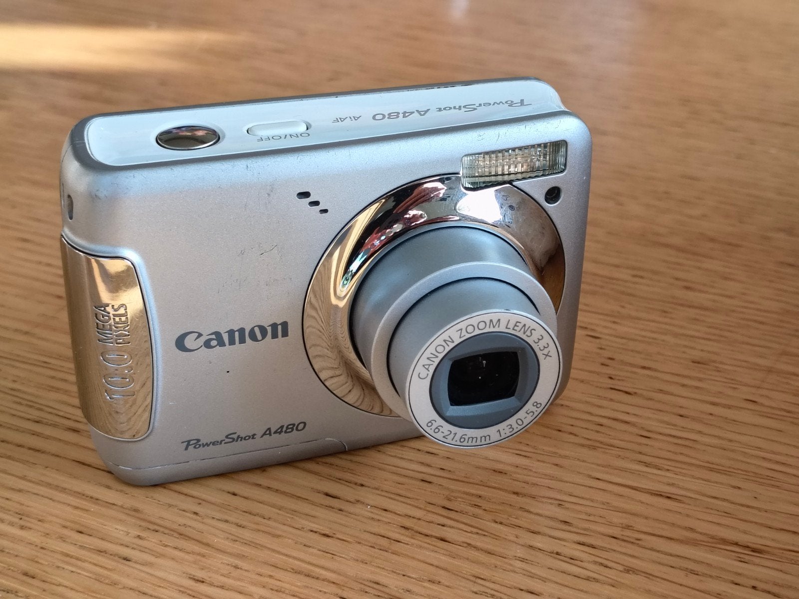 vintage digitale point and shoot camera van canon, Ophalen of Verzenden, Geheugenkaart, Canon