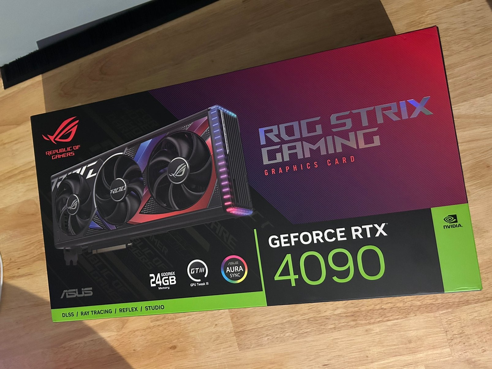 NVIDIA GEFORCE RTX ROG STRIX 4090, Computers en Software, Ophalen, Zo goed als nieuw, Nvidia