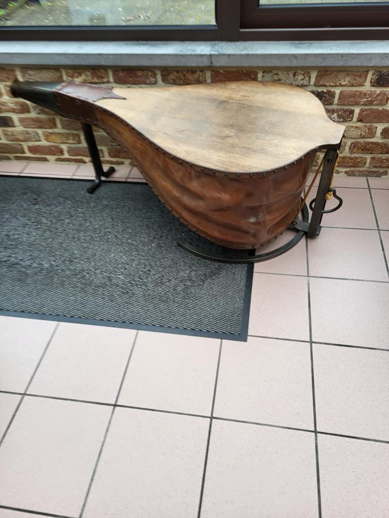 Salontafel, Ophalen