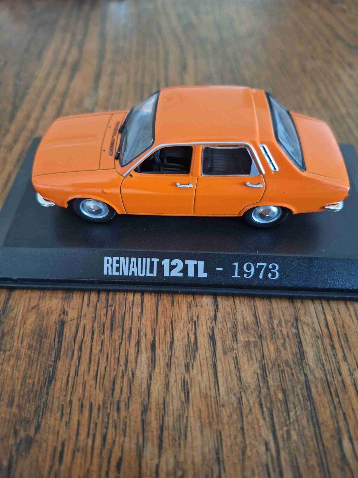 autonostalgie Renault, Enlèvement