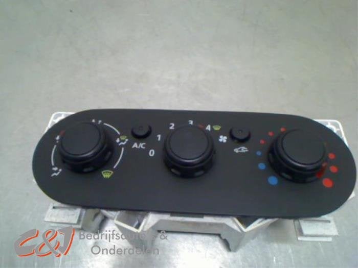 Airco bedieningspaneel van een Renault Trafic, Gebruikt, -, Renault, -