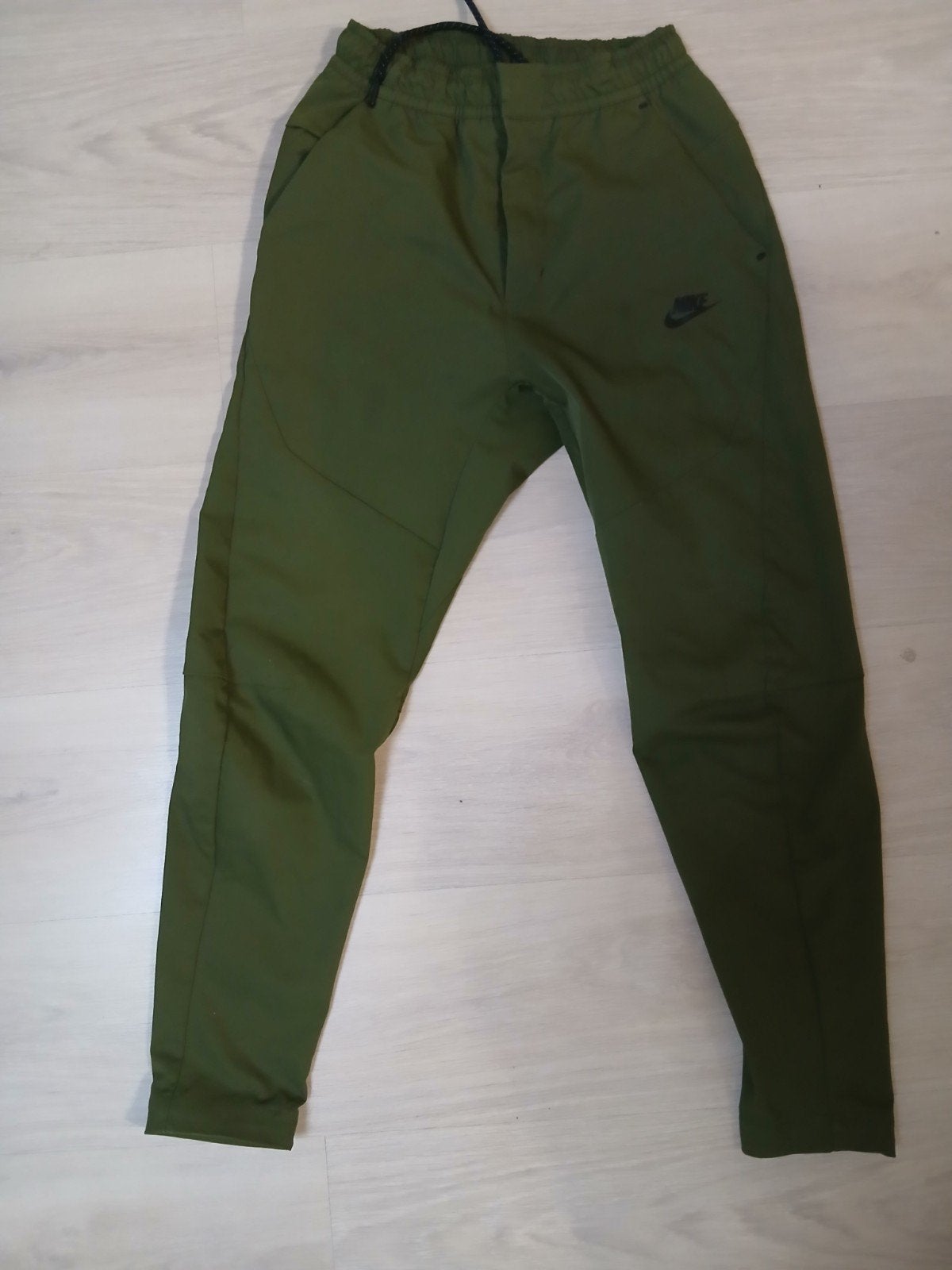 Nike training te koop, Kleding | Dames, Broeken en Pantalons, Ophalen, Overige kleuren, Nike, Zo goed als nieuw