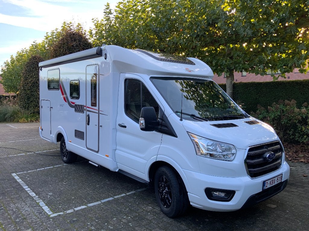 Bürstner Lineo T620 automaat, 6 à 7 mètres, Ford, Automatique, Particulier