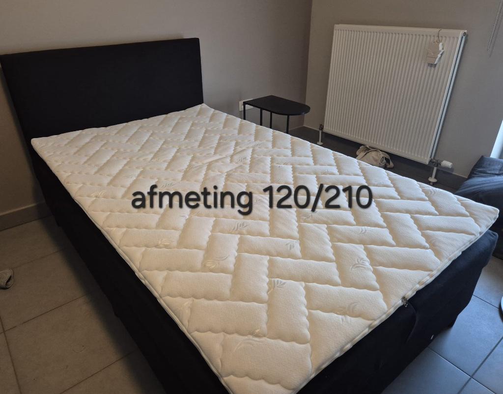 Boxspring, Queen size, 210 cm, Comme neuf, Enlèvement