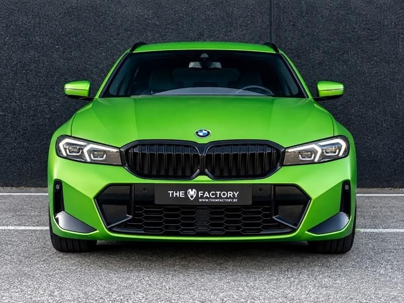 BMW Série 3, Automaat, Gebruikt, 4 cilinders, Leder en Stof
