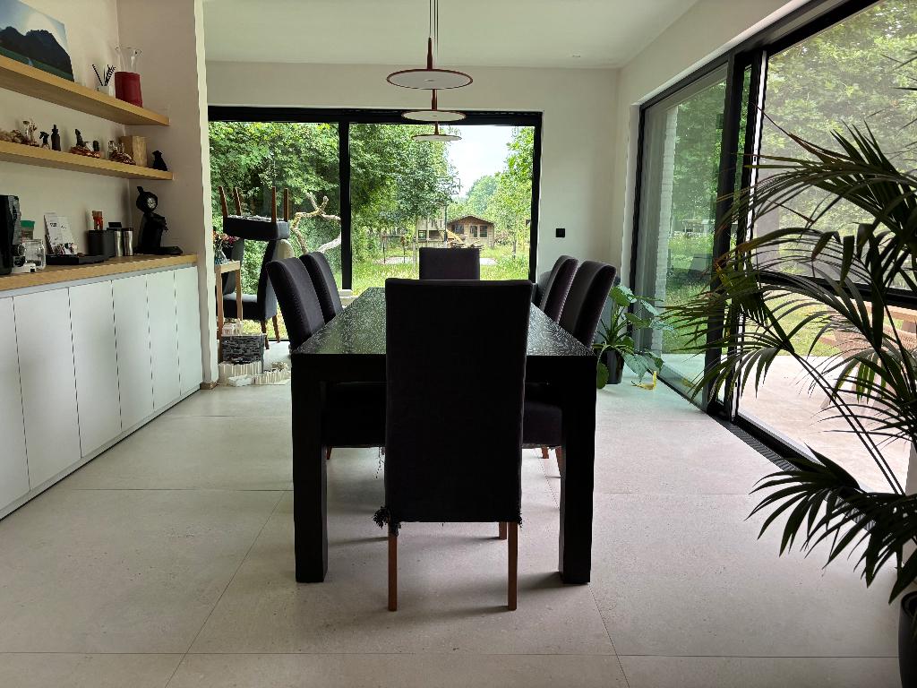 Degelijke zwarte eettafel – 240 cm, Ophalen, Gebruikt, 200 cm of meer, 50 tot 100 cm