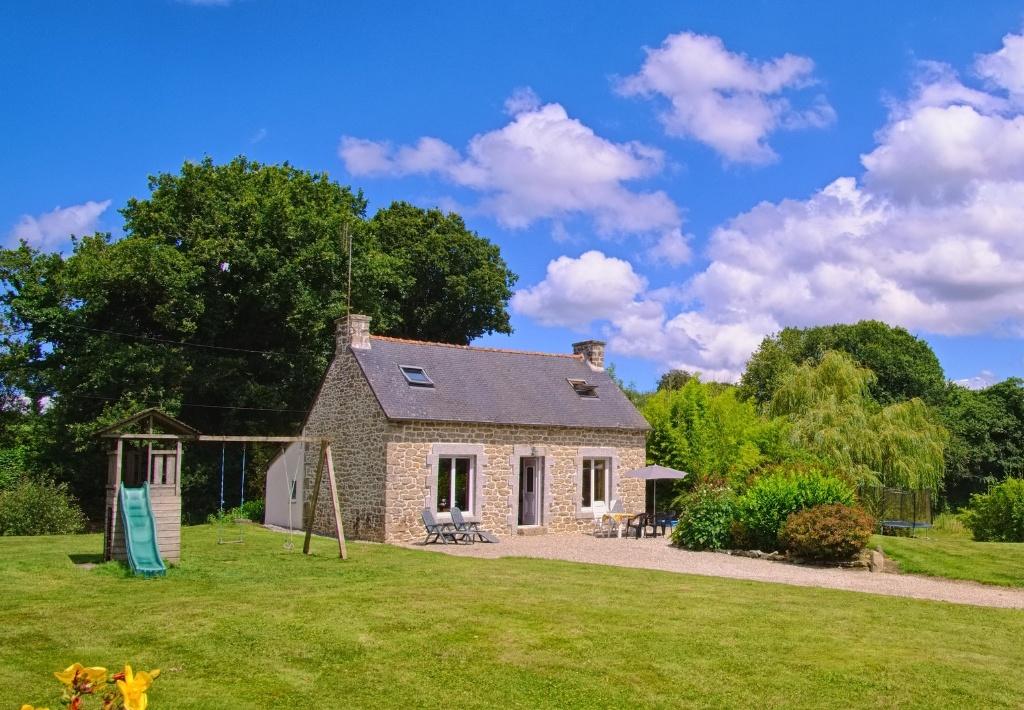 vakantiehuis grote tuin, privacy, natuur speeltuintje, Bretagne, In bergen of heuvels, Landelijk, Wasmachine