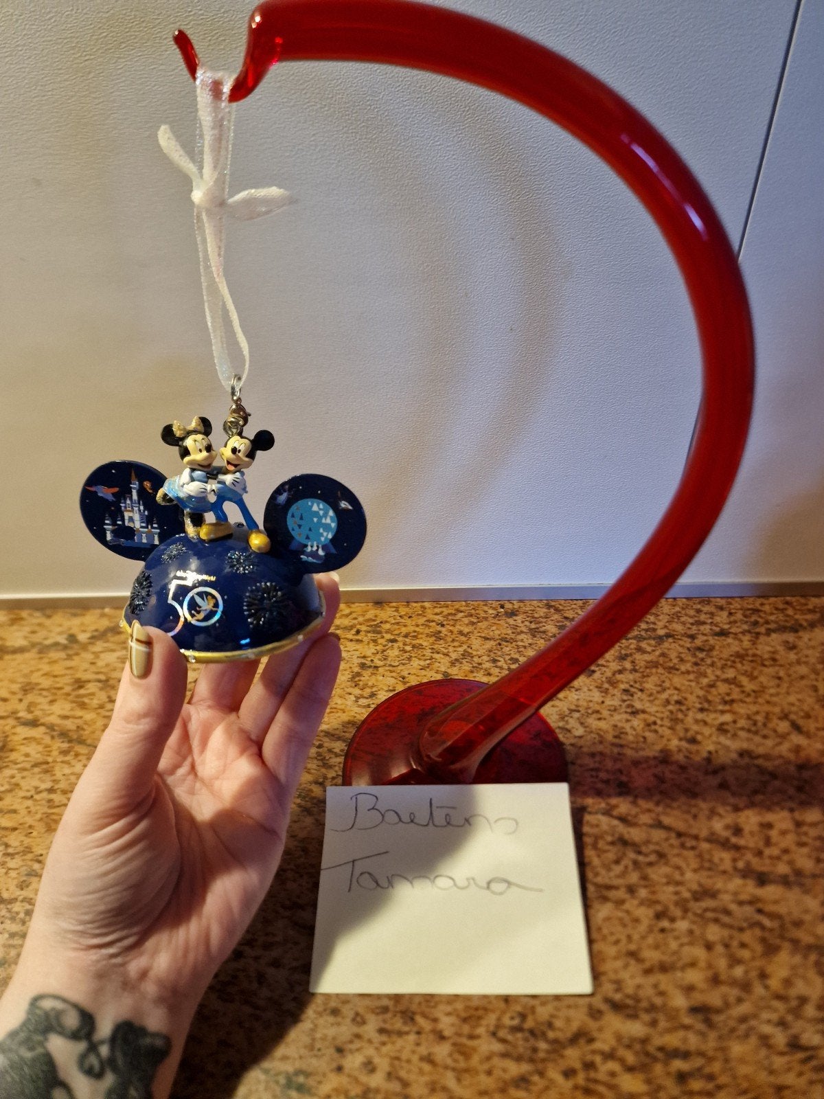 Disney kerstbal, Verzamelen, Ophalen