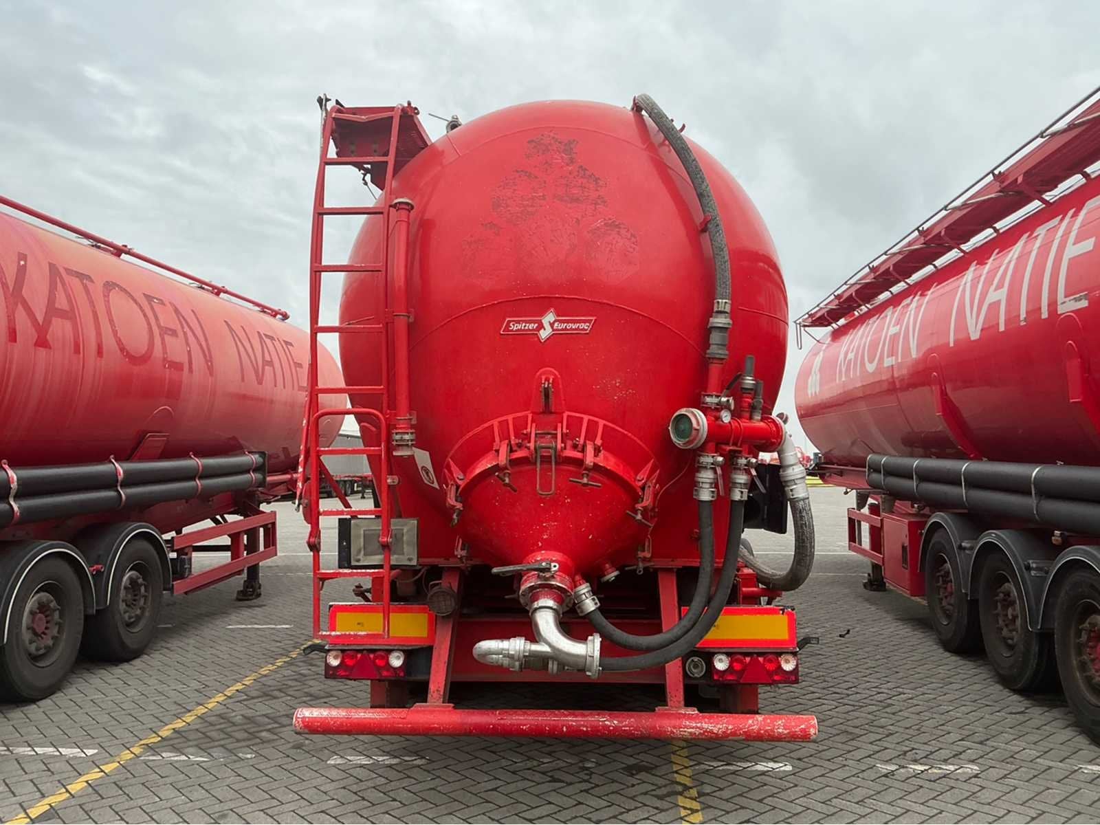Remorque en vrac Spitzer Eurovrac SK2760CAL OS 2007 (75160-5, Autos, Camions, Achat, Entreprise, Autres carburants, Remorques et Semi-remorques