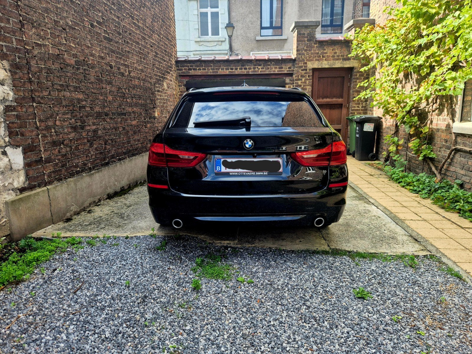 BMW 520d boite auto, Cuir, Euro 6, Electronic Stability Program (ESP), Noir
