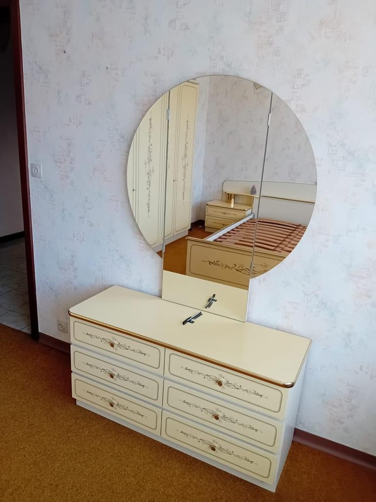 Vintage slaapkamer, Huis en Inrichting, Ophalen