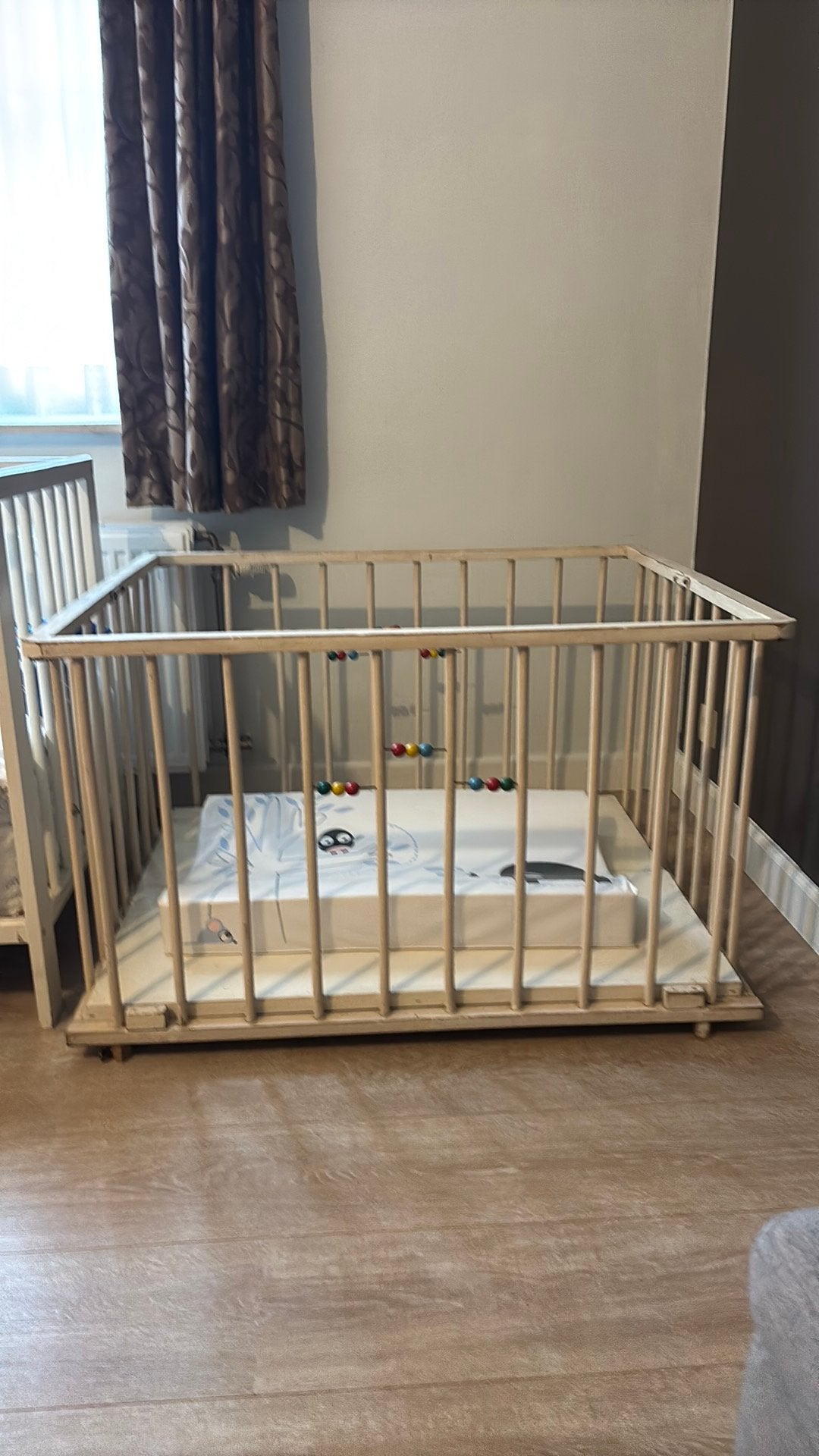 Kinderbed en park, Enfants & Bébés, Enlèvement, Utilisé
