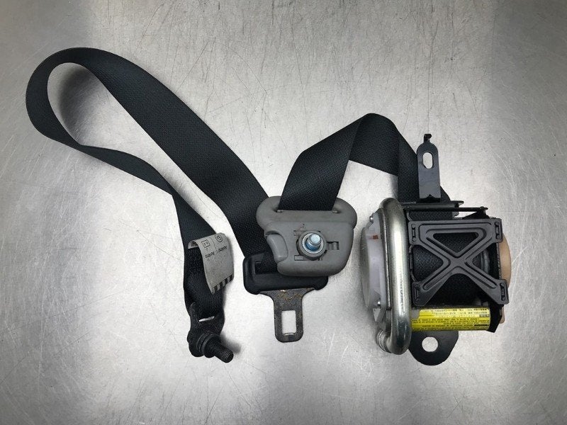 CEINTURE DE SECURITE AVANT DROIT Mitsubishi Outlander (CU), Autos : Pièces & Accessoires, Info@mitsubishi-motors.de, MITSUBISHI