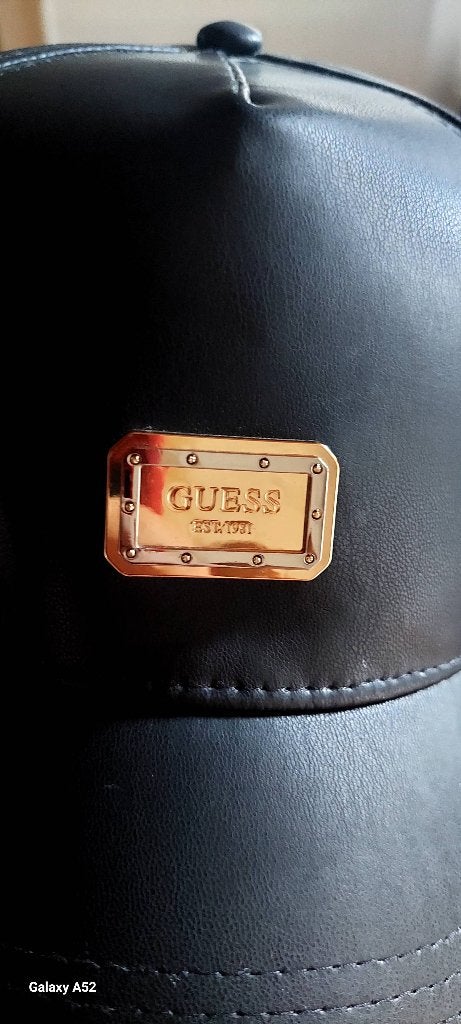 Pet merk 'Geuss'. NIEUW., Guess, Ophalen, Nieuw