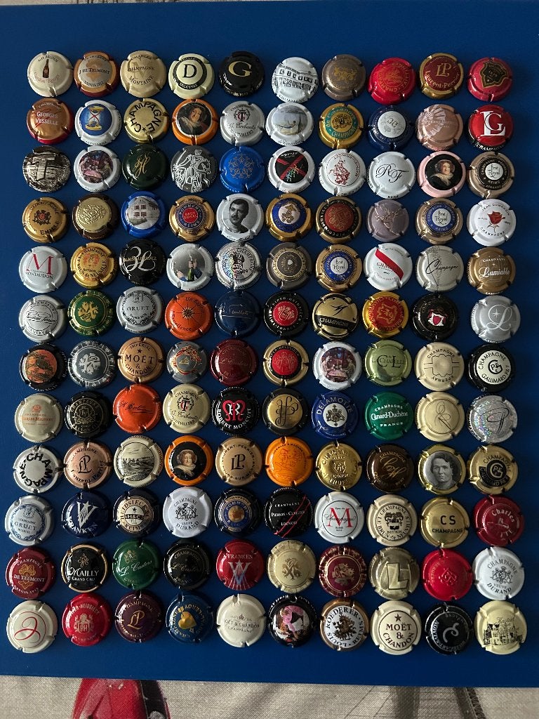 120 champagne capsules, Enlèvement ou Envoi