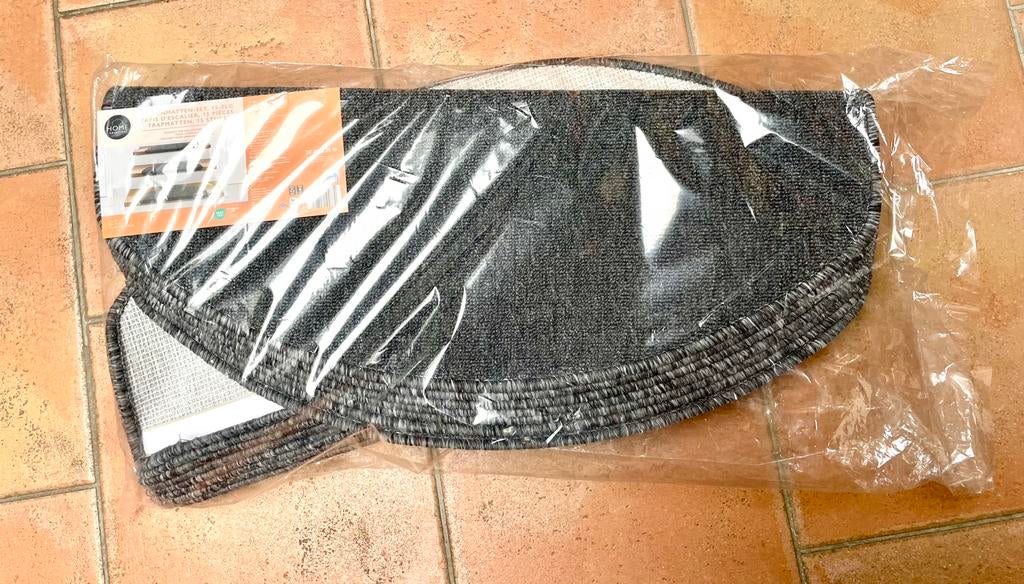 Tapis d’escalier–15 pièces neuves, Enlèvement, Neuf, Gris, Tapis d’escalier–15 pièces