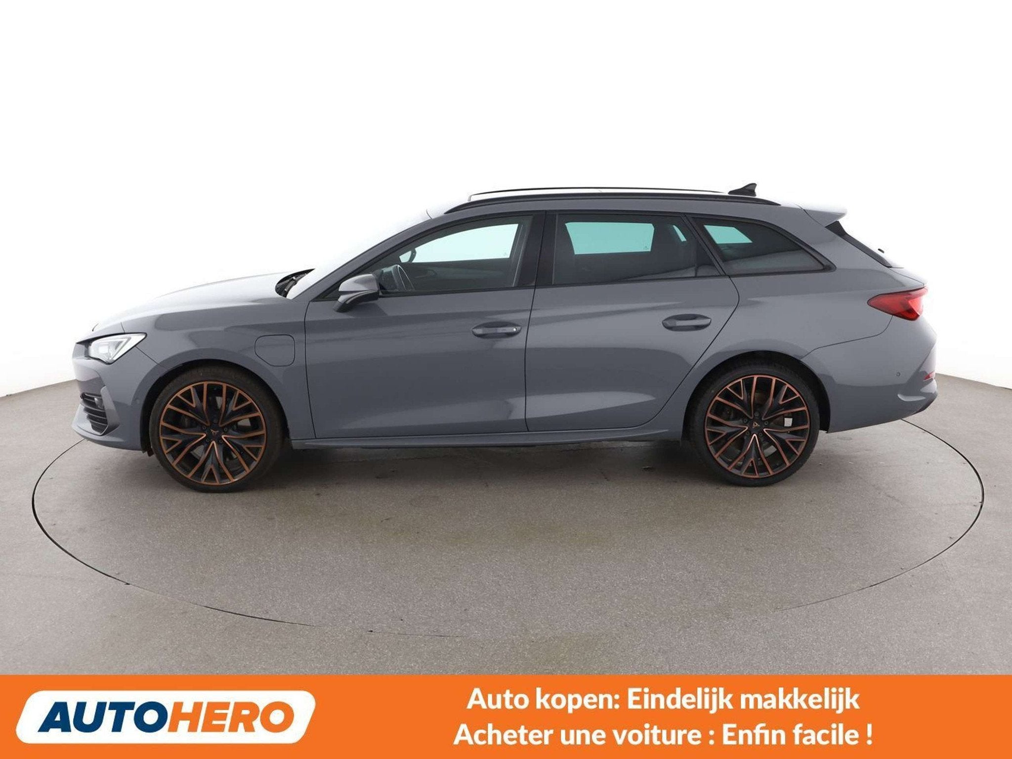SEAT Leon 1.4 e-HYBRID (année de construction 2020), Autos, 1395 cm³, Achat, Leon, Noir