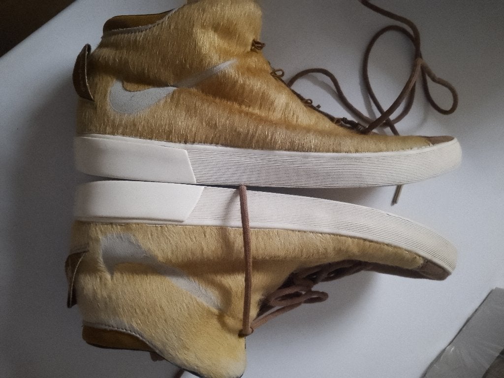 46 Nike LeBron 12 NSW Lifestyle ‘Lion’s Mane’, Bruin, Verzenden, Nike, Zo goed als nieuw