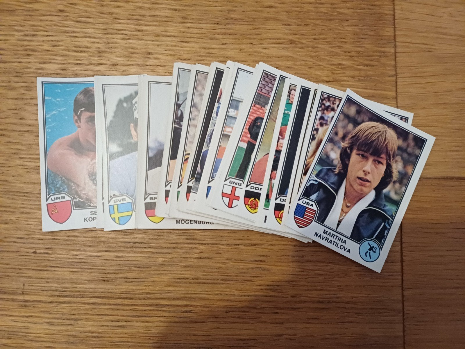 Panini Euro Football 82 lot 34 stickers, Enlèvement ou Envoi