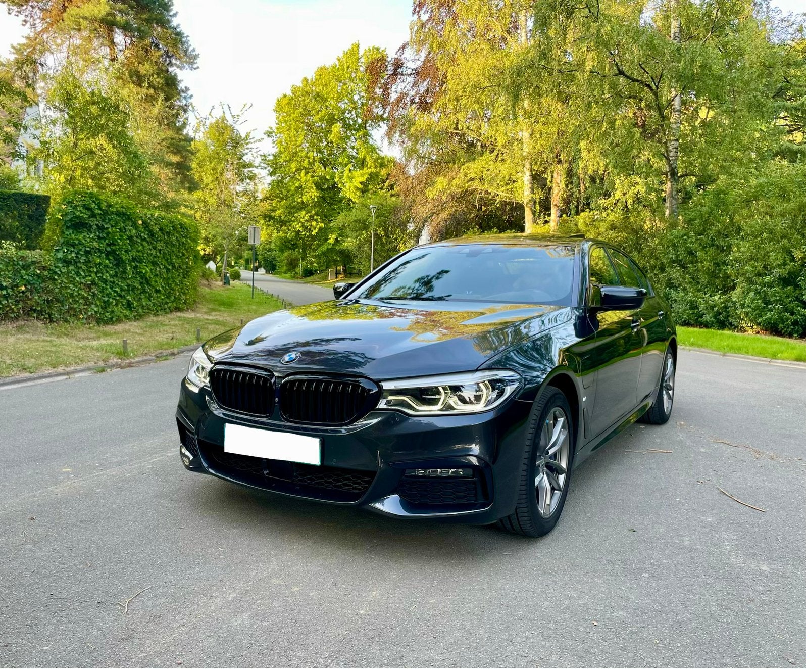 BMW 530e PACK M/ HYBRID / 2018 /LASER/HEAD-UP/NIEUWE STAAT, Autos, Euro 6, Noir, 5 portes, Berline