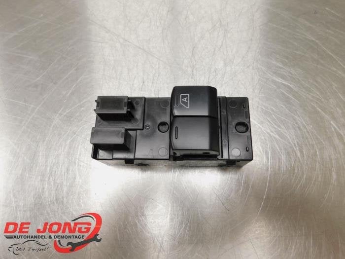 Commutateur combi vitres d'un Nissan NV200, -, 3 mois de garantie, Utilisé, -