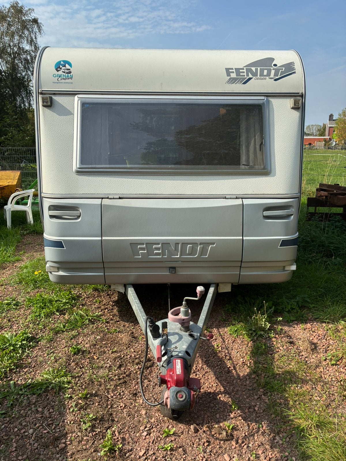 Caravane FENDT Saphir 5,40m, Roue de secours, Particulier, 1000 - 1250 kg, Lit superposé transversal