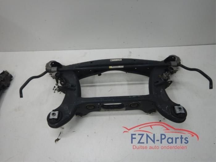 Mercedes-Benz C-Klasse W205 Subframe Achterzijde (A212350360, Ophalen of Verzenden, Gebruikt