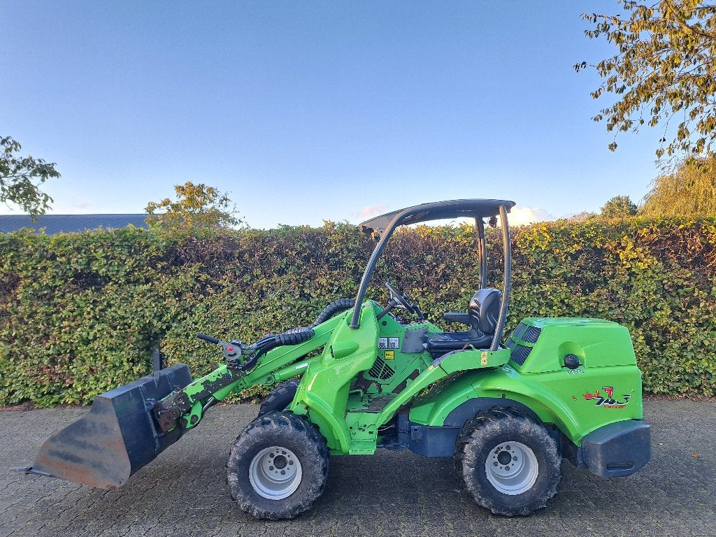 Avant 745, Ophalen, Graafmachine