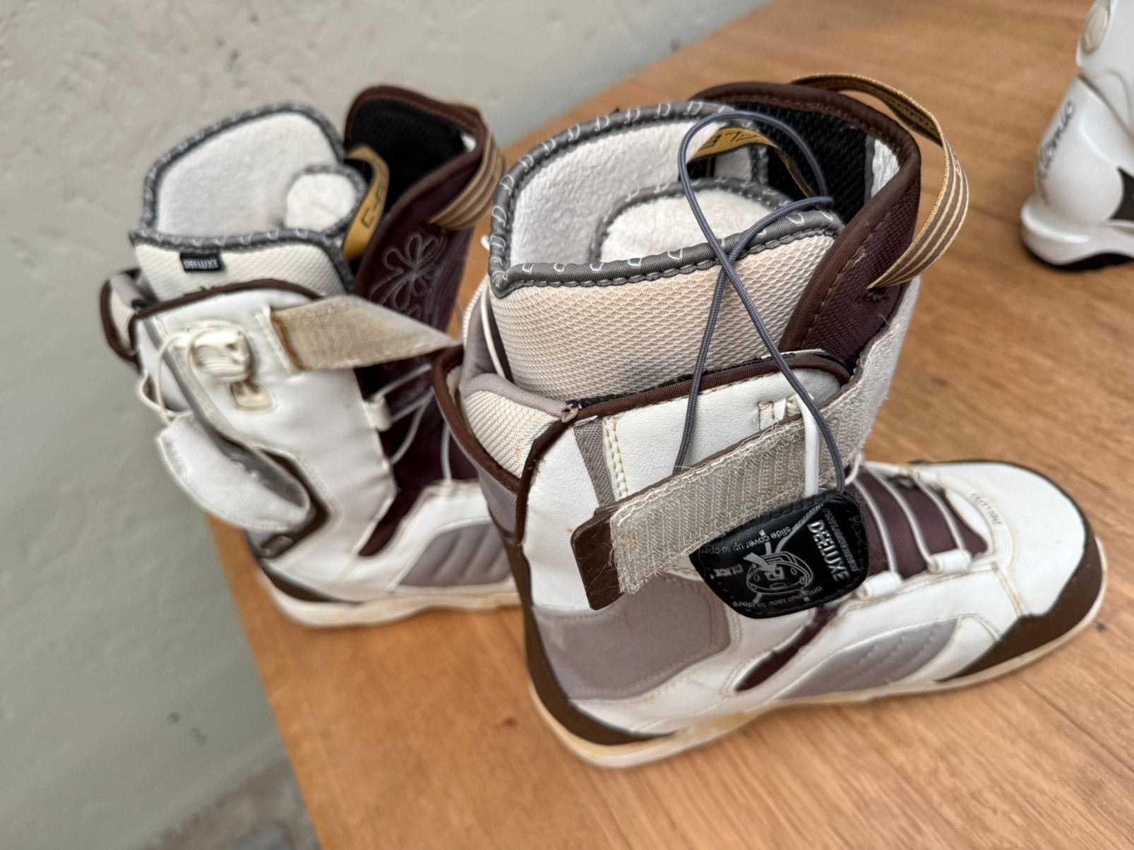 Schoenen deeluxe maat 40, Sports & Fitness, Enlèvement, Comme neuf, Chaussures