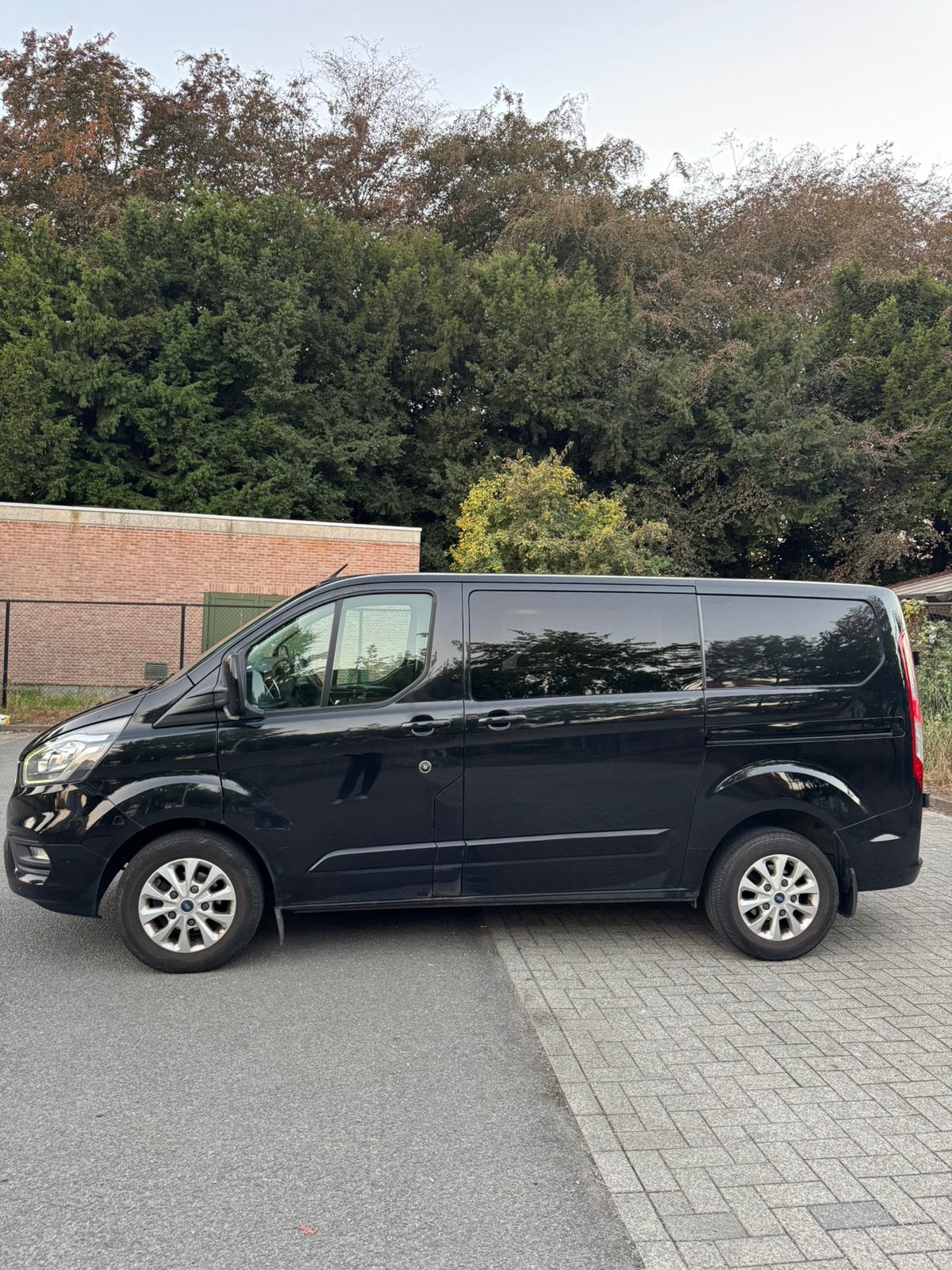 Ford Transit Custom 2019 – 149.000 km –Euro 6b –btw auto, Auto's, Voorwielaandrijving, Stof, 1995 cc, 6 deurs