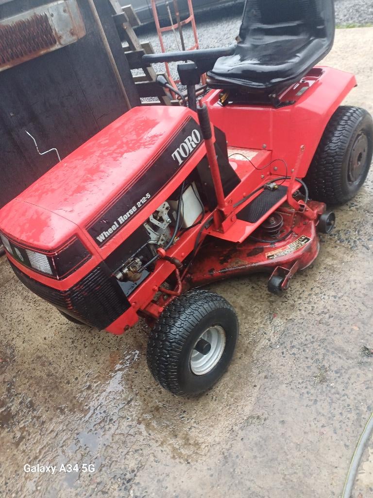 Tractormaaier Wheel Horse 212-5 verkoopt omruiling mogelijk, Tuin en Terras, Zitmaaiers, Ophalen, Gebruikt, Versnellingen, 90 tot 120 cm
