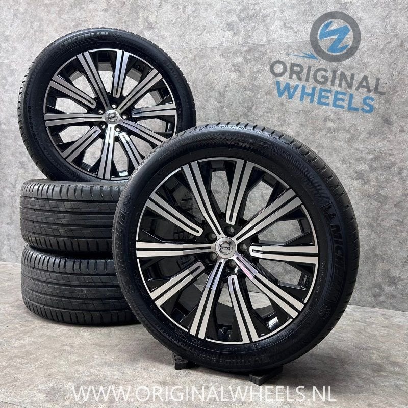 20 inch originele Volvo XC90 velgen + zomerbanden 32373589, Autos : Pièces & Accessoires, Pneus et Jantes, -, Utilisé, 20 pouces