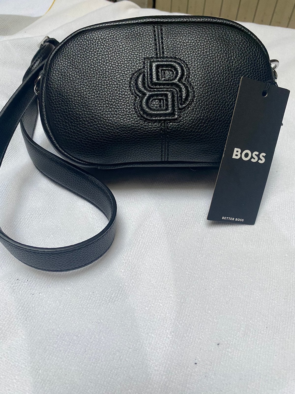 Sac à bandoulière pour femme la marque Boss, Enlèvement, Neuf, Noir, Cuir