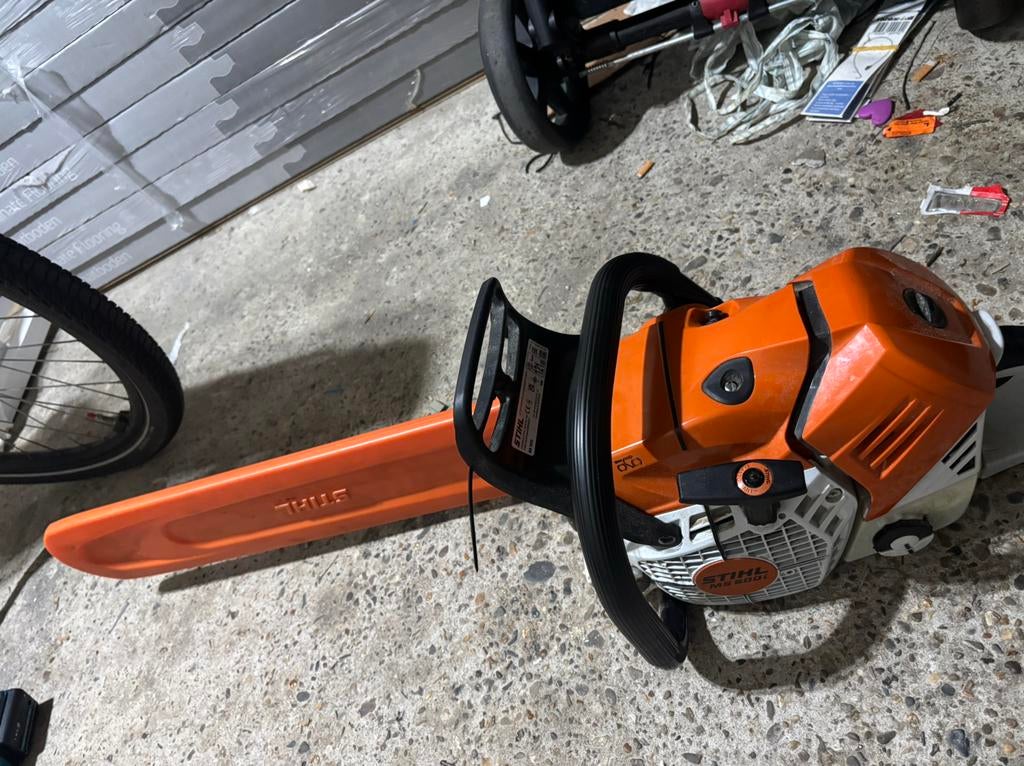 Stihl MS500i, Enlèvement, Comme neuf