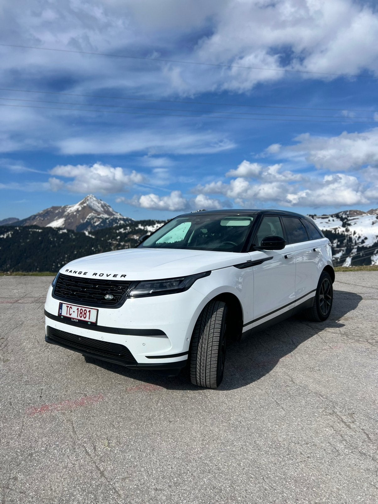 Nieuv velar hybrid, Automaat, Wit, 5 deurs, SUV of Terreinwagen