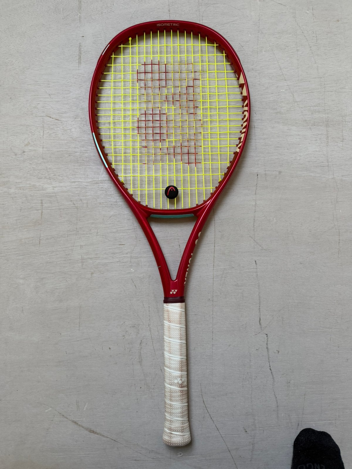 Yonex VCORE 100, Sport en Fitness, Tennis, Ophalen, Zo goed als nieuw, Racket