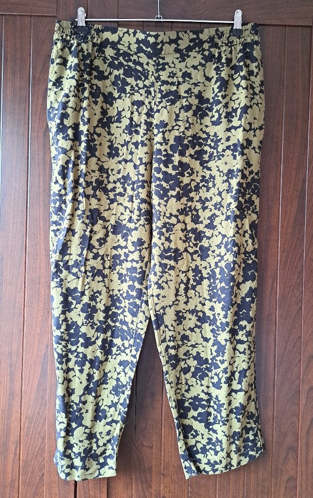 Leuke zomerbroek in maat 48, Kleding | Dames, Verzenden, Maat 46/48 (XL) of groter, Lang, Groen
