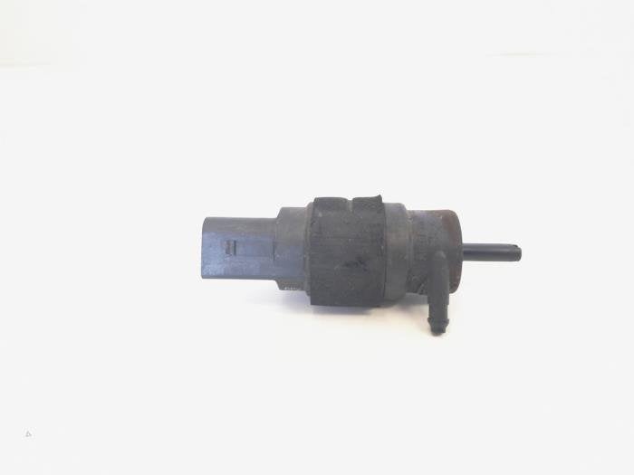 Lave-glace avant d'un Audi A4, -, 3 mois de garantie, Audi, Utilisé